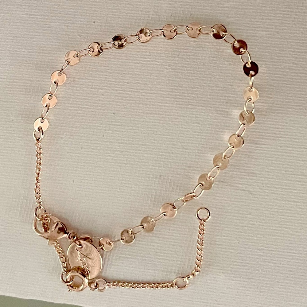 Brand: is Lovisa , can be made into a bracket and anklet